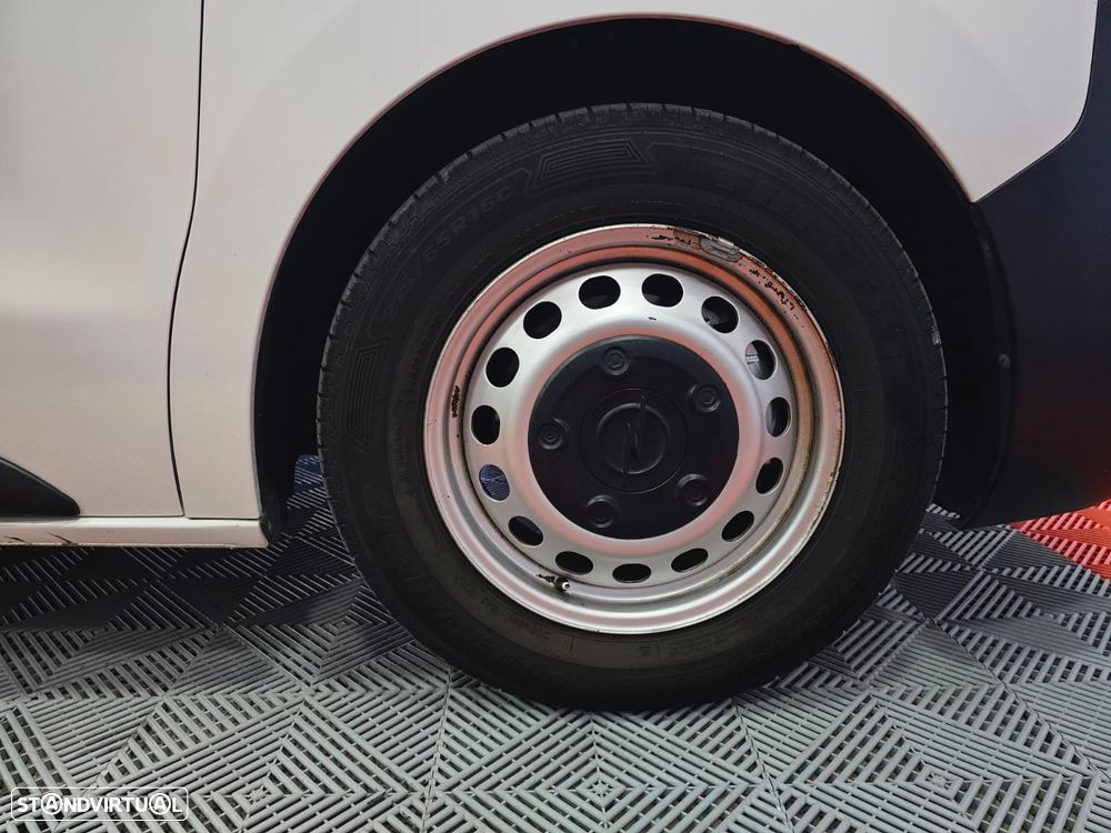 Opel Vivaro 1.5 CDTi L2H1 Essentia Inc - 9