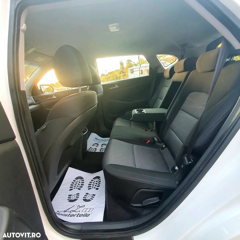 Hyundai Tucson 1.6 GDI 2WD 6MT ISG Style - 12
