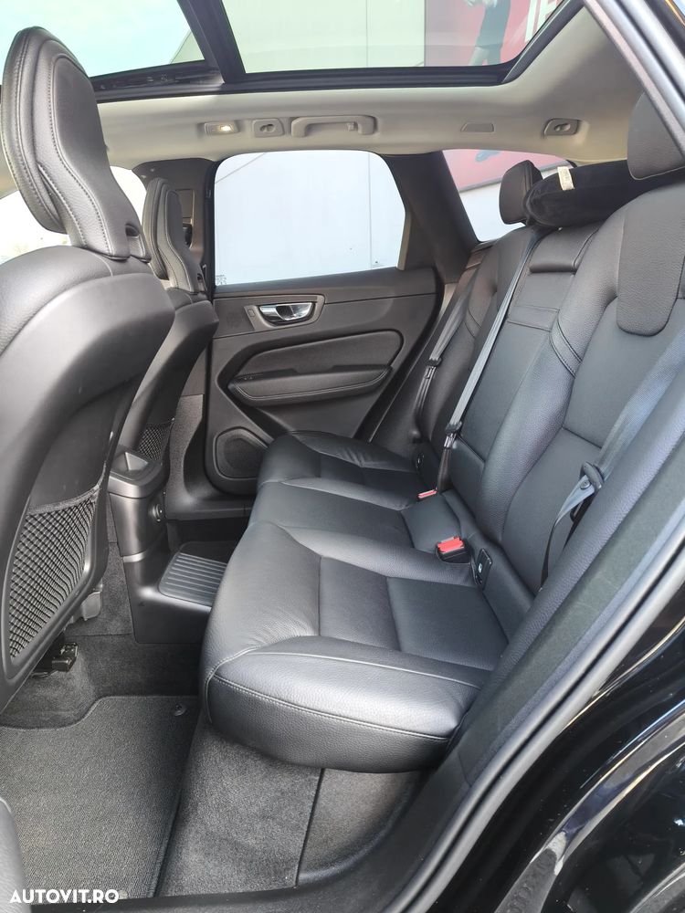 Volvo XC 60 T6 AWD Recharge Geartronic Inscription - 20