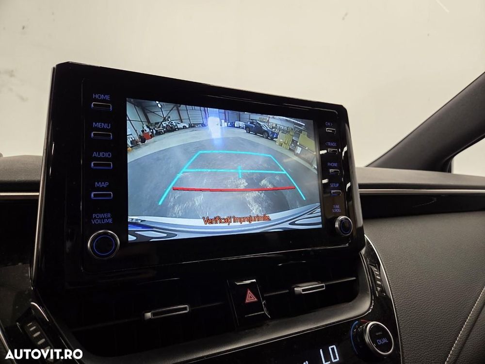 Toyota Corolla 1.8 Hybrid Comfort - 10