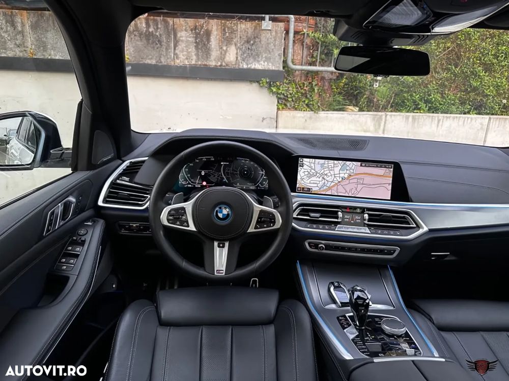 BMW X5 xDrive45e - 12