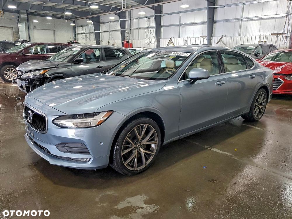 Volvo S90 - 2
