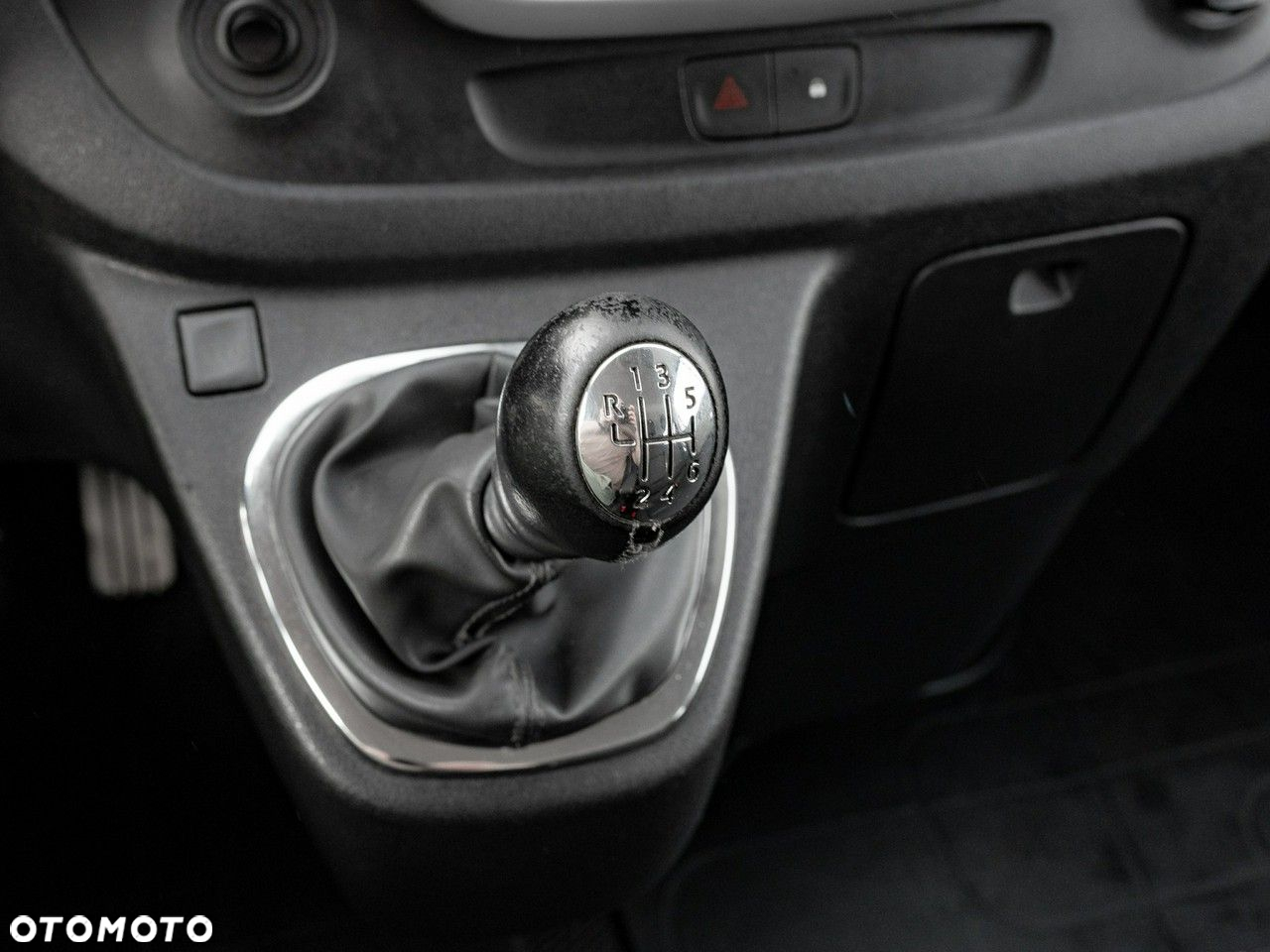 Renault Trafic - 18