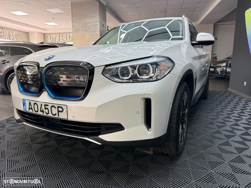 BMW iX3 Impressive - 14