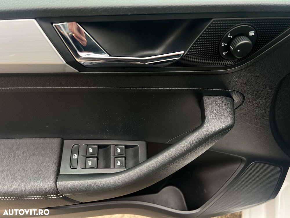 Skoda RAPID 1.4 TDI DSG Clever - 14