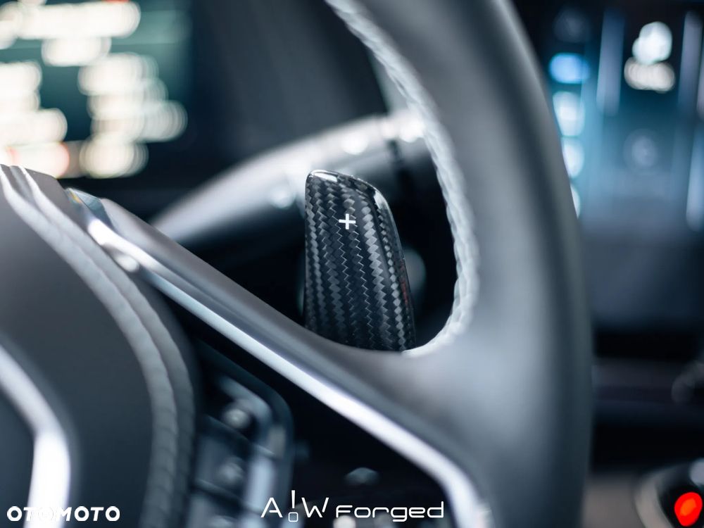 Chevrolet Corvette - 25