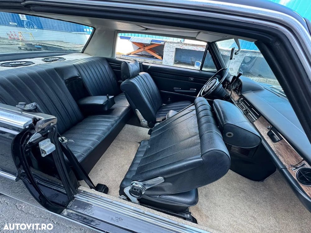 Mercedes-Benz W114 - 11