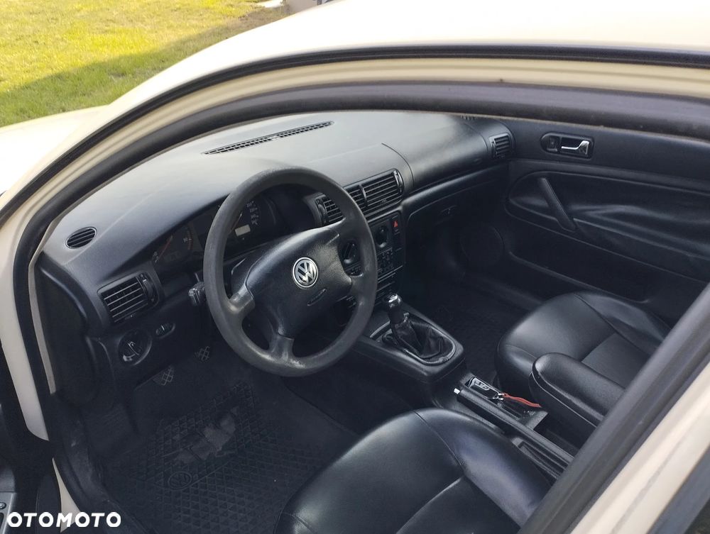 Volkswagen Passat 2000 photo 5