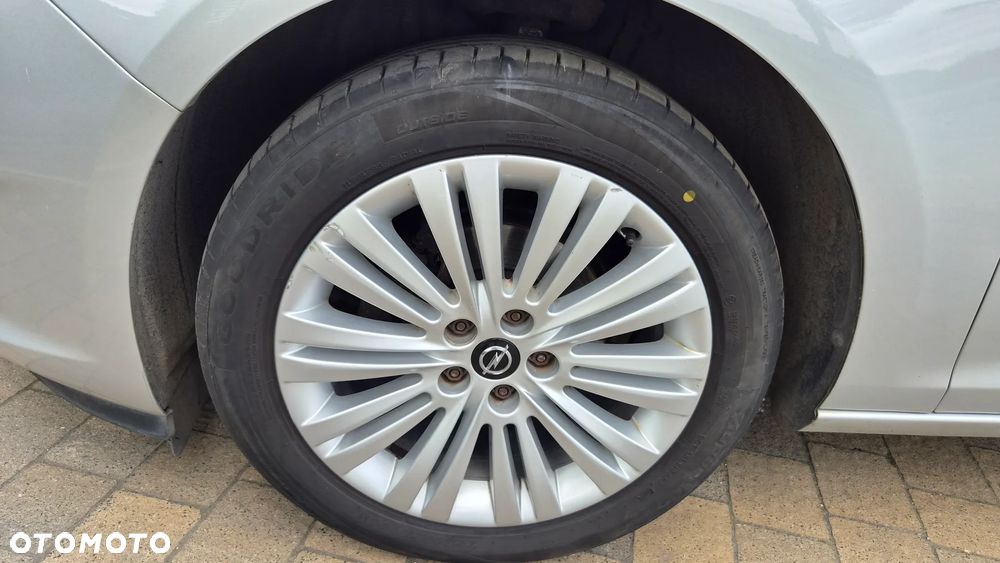 Opel Astra 1.4 T Cosmo - 14
