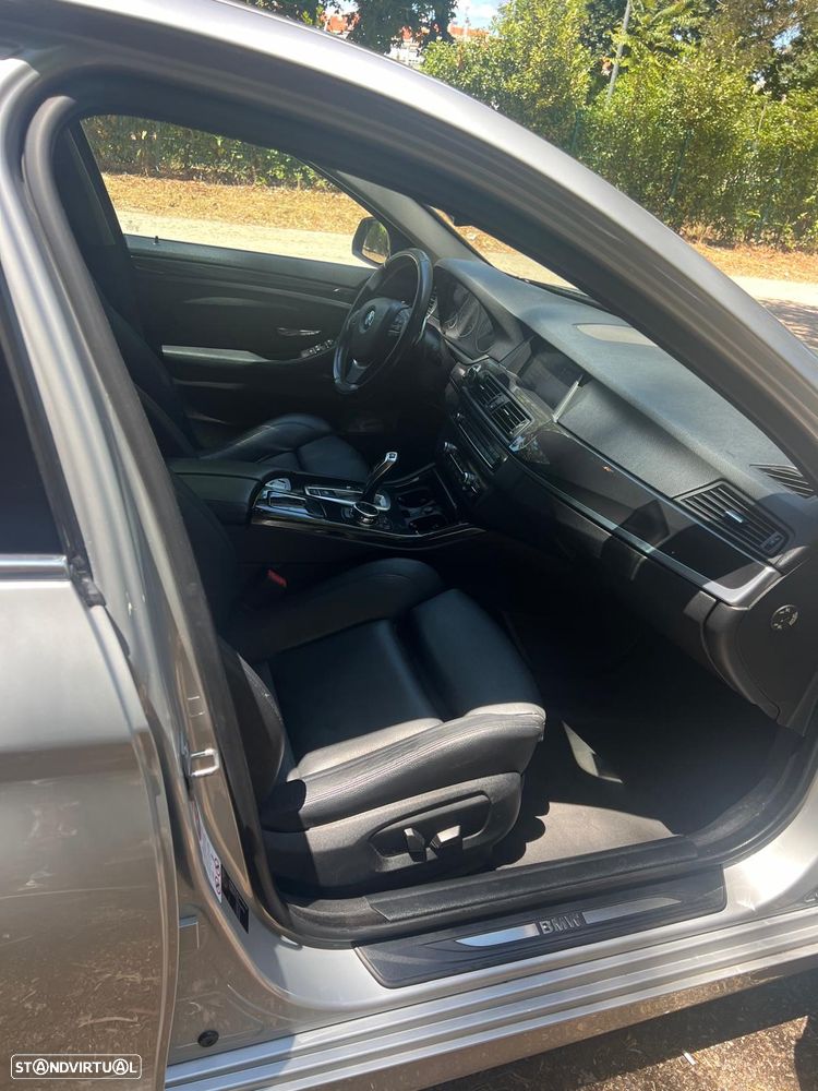 BMW 520 d Line Luxury Auto - 4