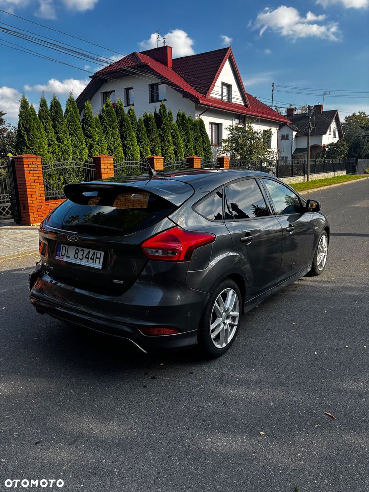 Ford Focus 1.0 EcoBoost ST-Line ASS - 5
