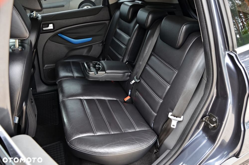Ford Kuga 2.5 4x4 Trend - 9