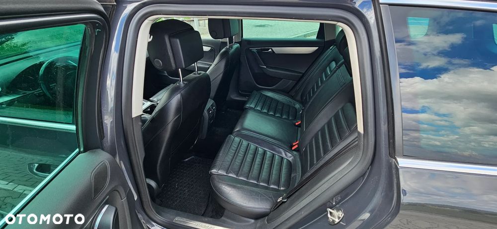 Volkswagen Passat 2.0 TDI Highline DSG - 6