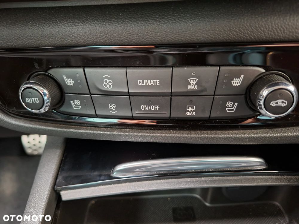 Opel Insignia Grand Sport 1.6 Diesel (118g) Dynamic - 12