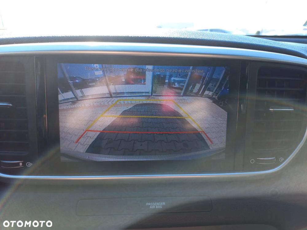 Kia Sportage 1.6 GDI S 2WD - 22