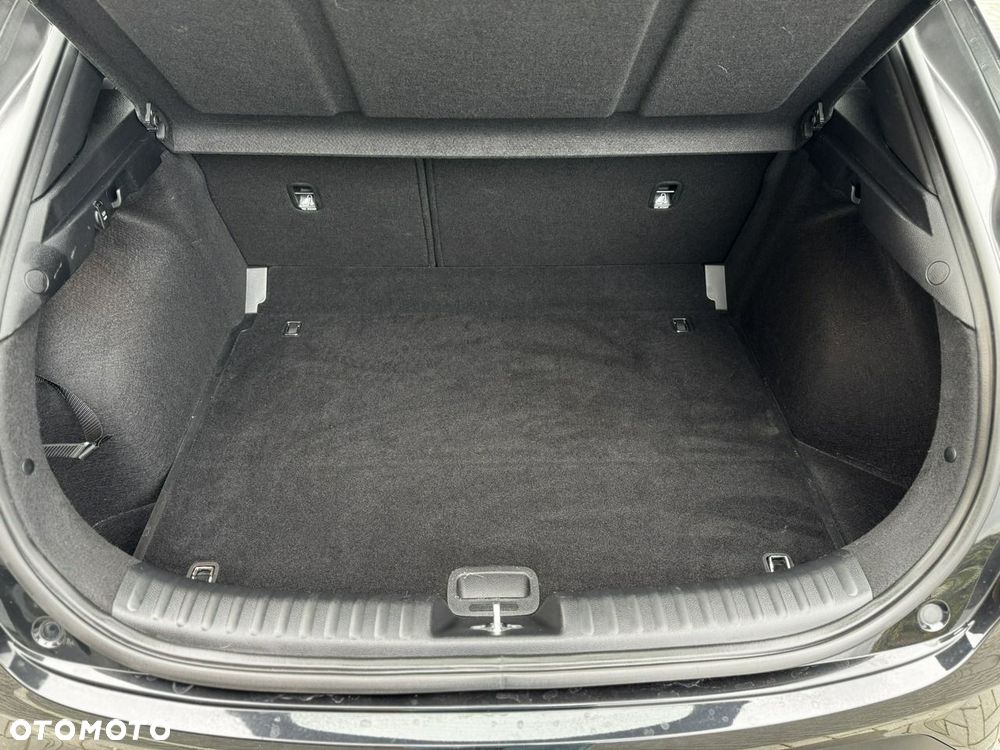 Kia XCeed 1.6 CRDi (48V Mild-Hybrid) DCT7 PLATINUM - 32