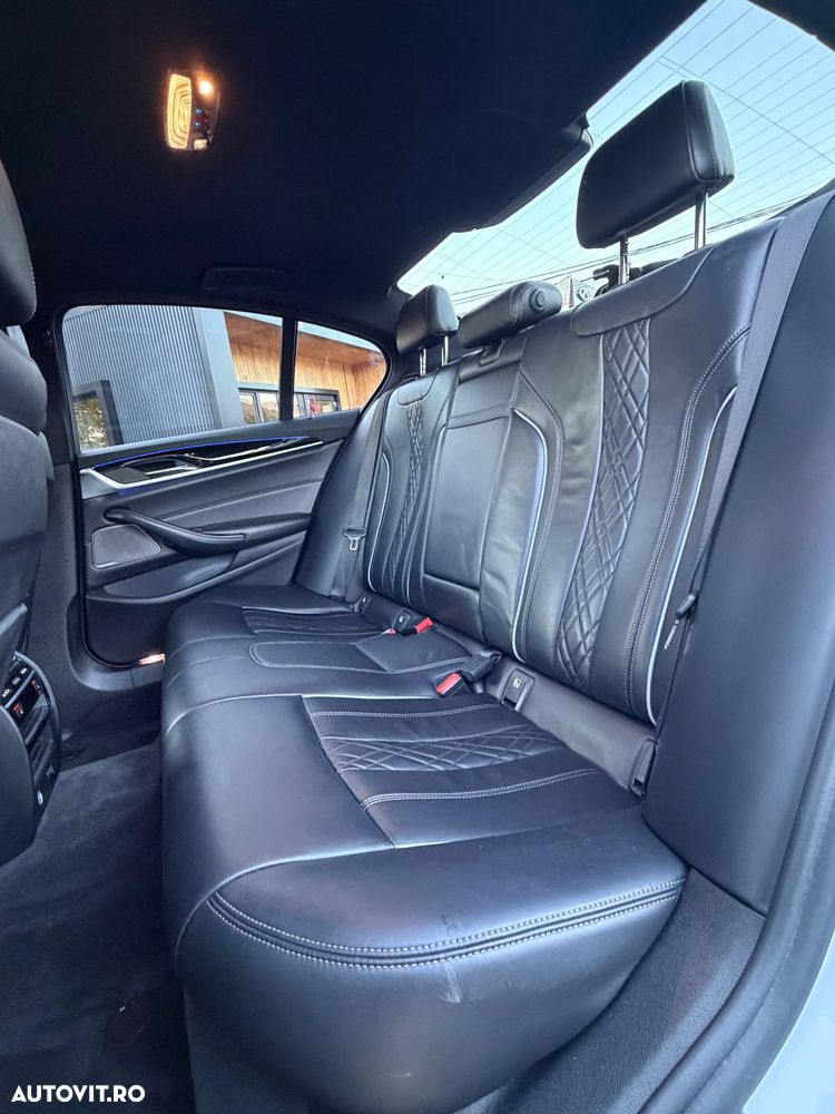 BMW Seria 5 520d xDrive AT - 19