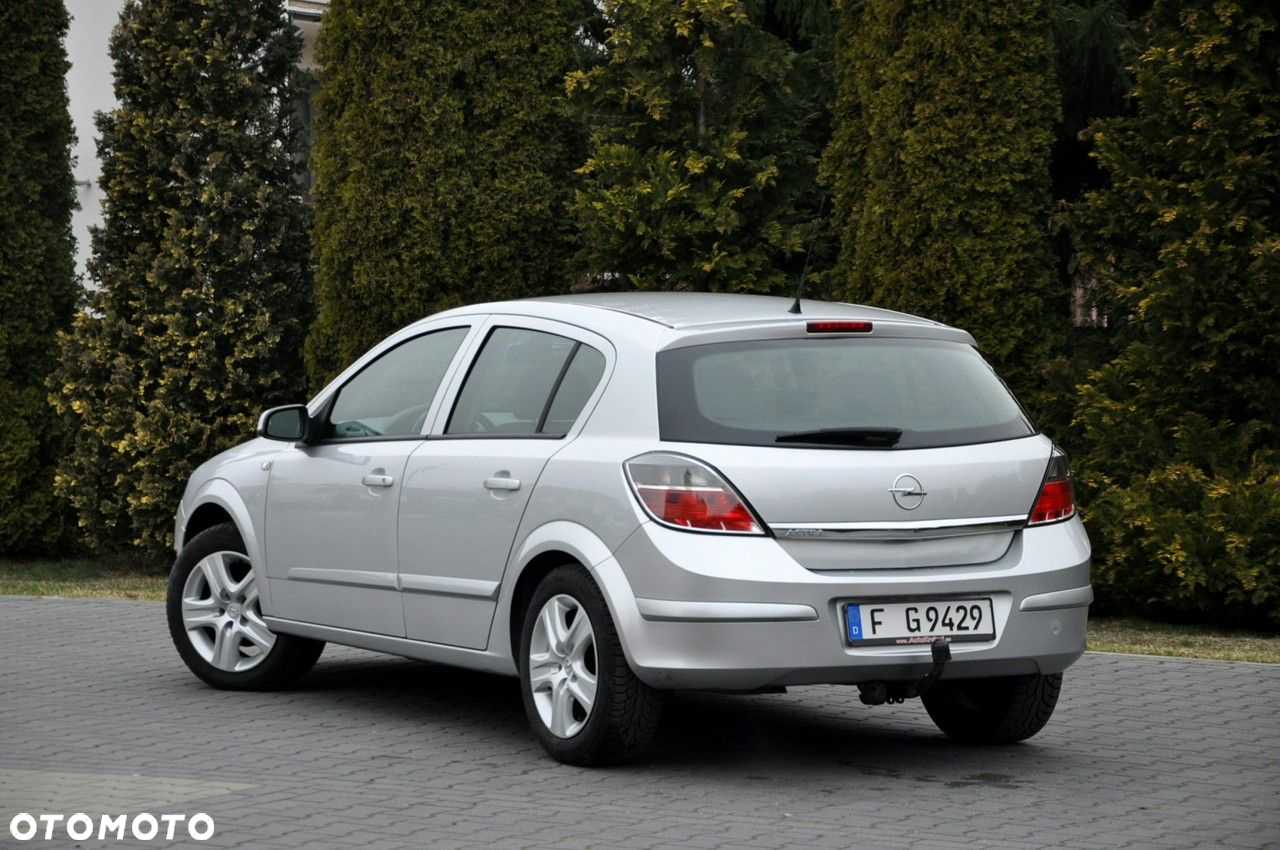 Opel Astra - 14