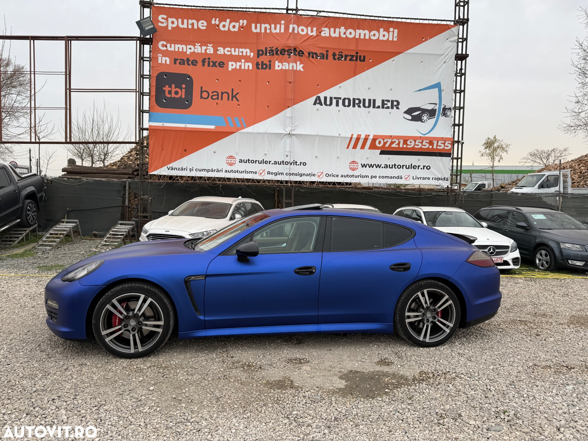 Porsche Panamera 4 PDK Platinum Edition - 2