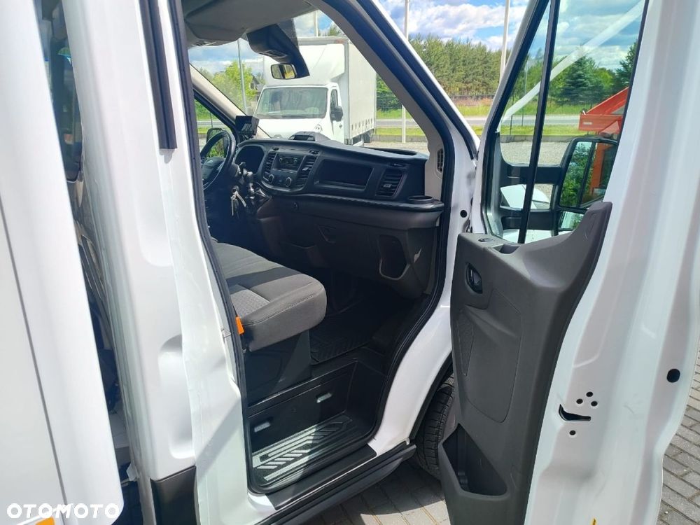 Ford Transit - 8