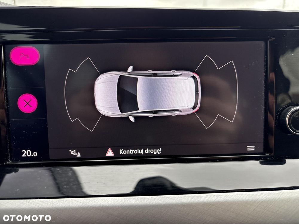 Volkswagen Golf VIII 1.5 TSI EVO Life - 21