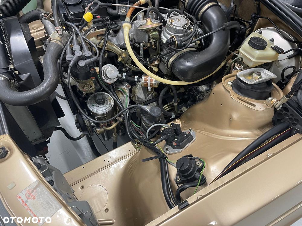 Mercedes-Benz W201 (190) - 20