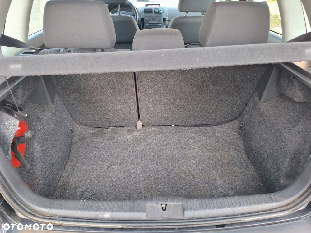 Volkswagen Polo 1.9 TDI - 15