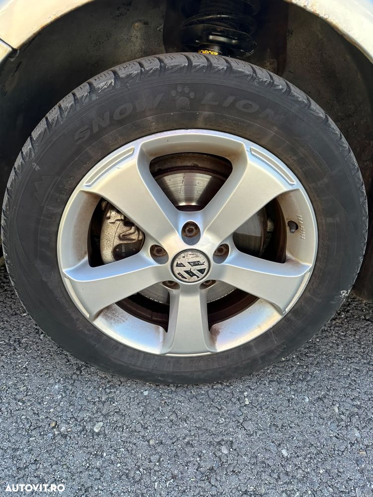 Volkswagen Touran 1.9TDI Highline - 12