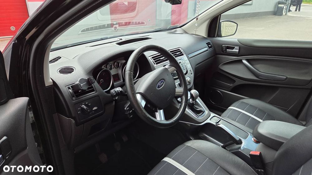 Ford Kuga 2.0 TDCi Titanium - 9