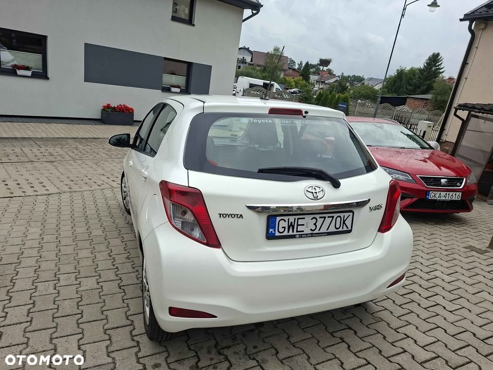 Toyota Yaris 1.0 Luna - 2