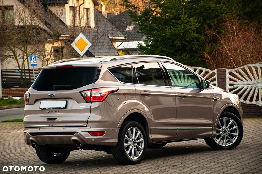 Ford Kuga 1.5 EcoBoost 4x4 Titanium - 35