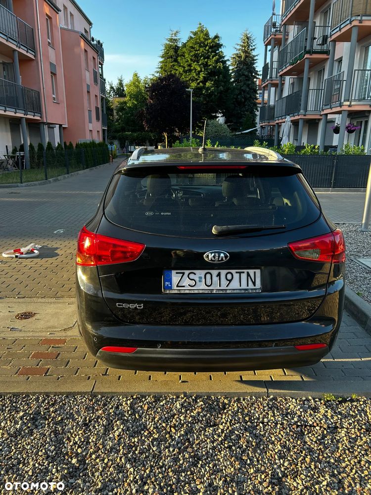 Kia Ceed 1.6 GDI L DCT - 3