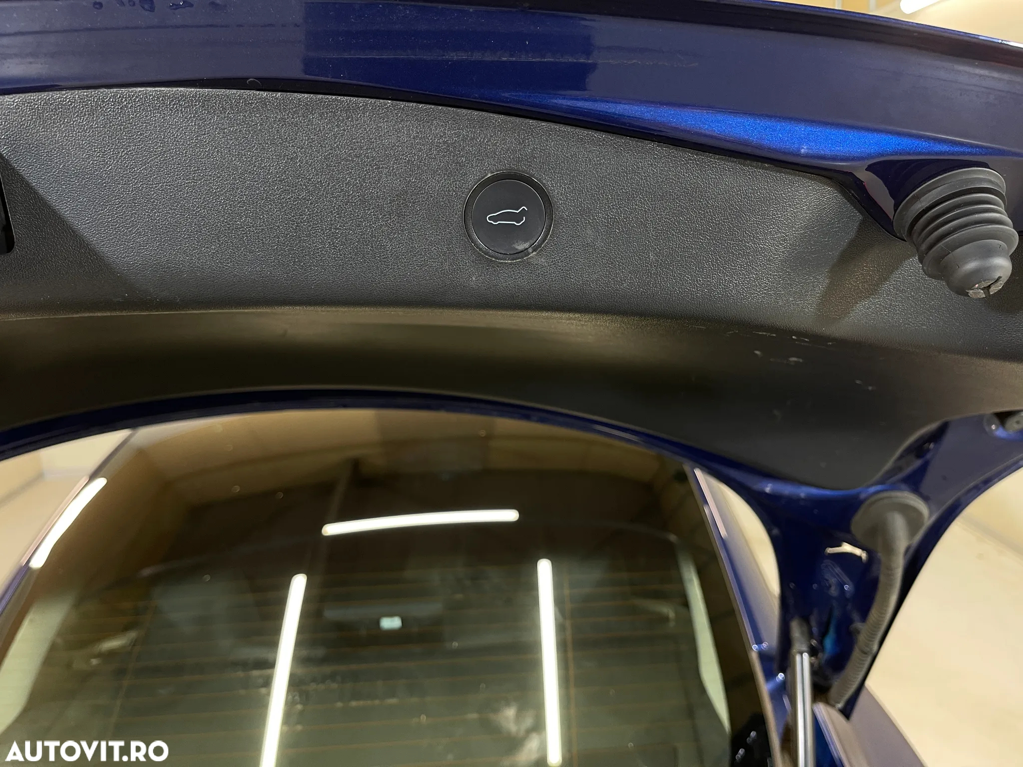 Tesla Model 3 Langstreckenbatterie Allradantrieb Dual Motor - 26