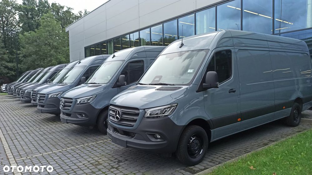 Mercedes-Benz Sprinter - 14