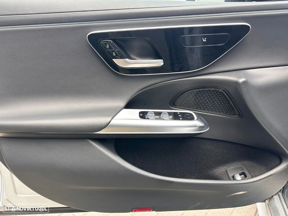 Mercedes-Benz E 220 d - 5