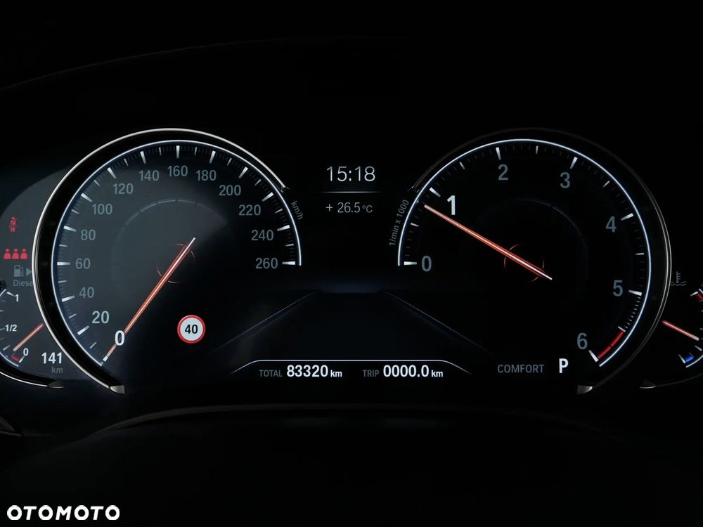 BMW Seria 5 520d M Sport - 28
