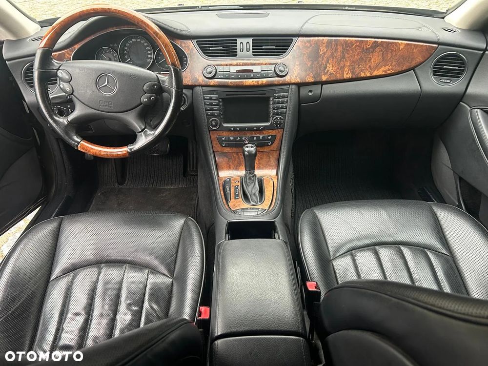 Mercedes-Benz CLS 500 - 14