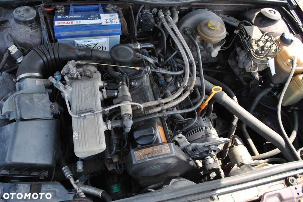 Audi 80 2.0 E - 35