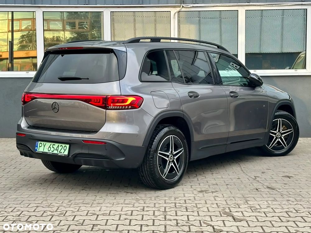 Mercedes-Benz EQB 250 66.5kWh AMG - 3