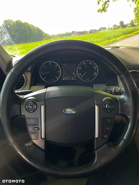 Land Rover Discovery IV 3.0D V6 HSE - 15