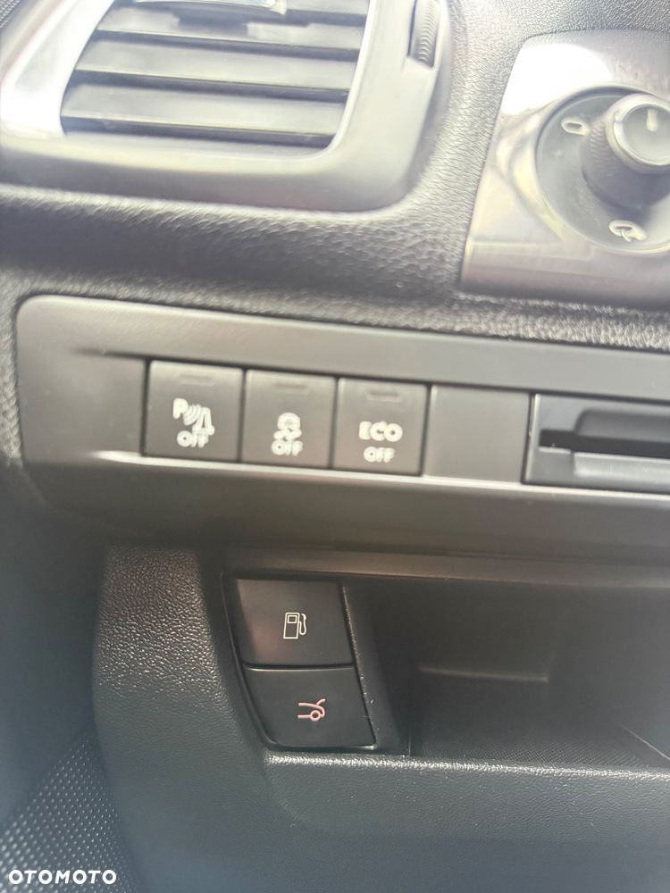 Citroën DS5 2.0 HDi Hybrid4 SoChic MCP - 10