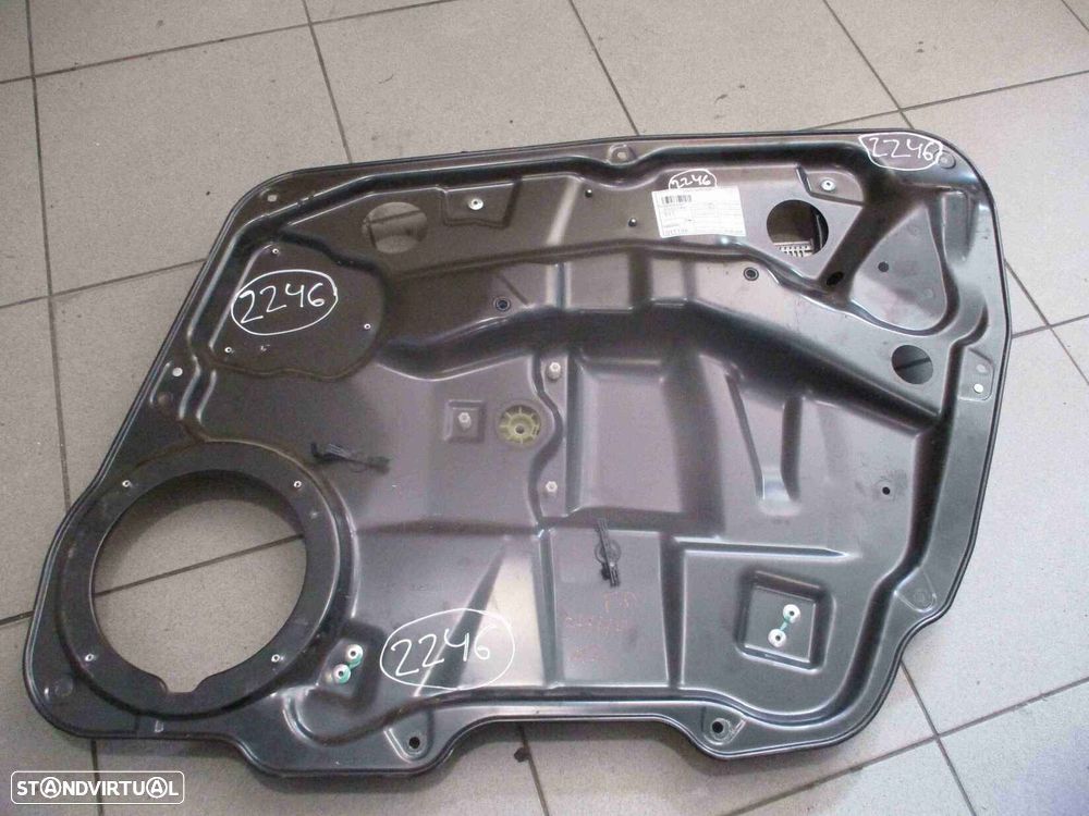 Elevador Sem Motor A2518200842 A1697202835 A1648200502  A1645405806  A1647601834   A1648206626 MERCEDES ML W164 2005 320CDI 4X4 V6 24V 225CV  5P CINZENTO FD - 2