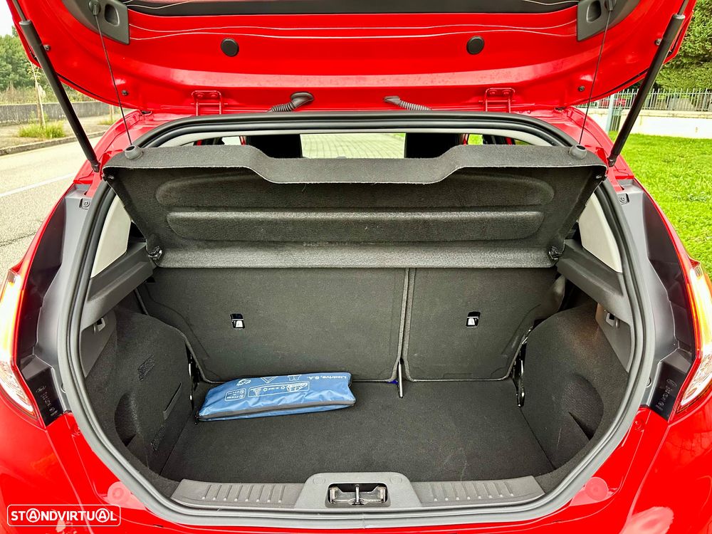 Ford Fiesta 1.0 Ti-VCT Titanium - 25