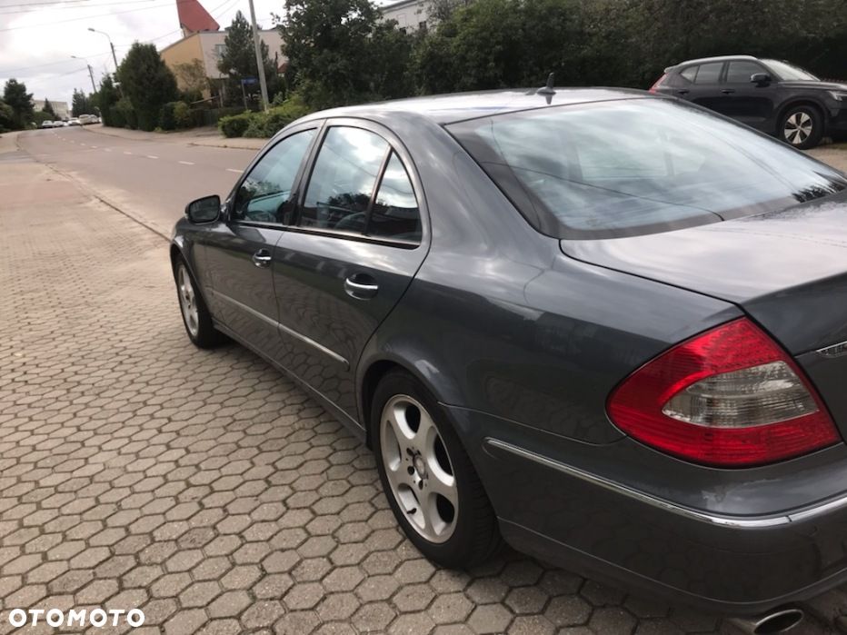 Mercedes-Benz Klasa E - 2