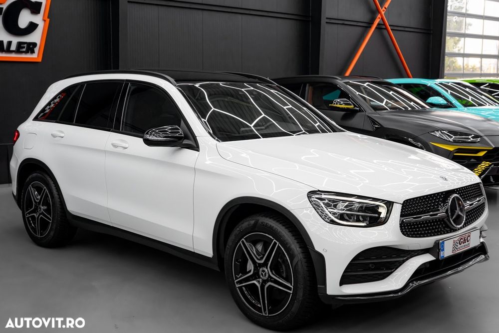 Mercedes-Benz GLC 300 4MATIC MHEV - 3