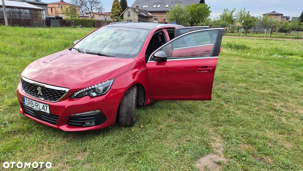 Peugeot 308 - 1