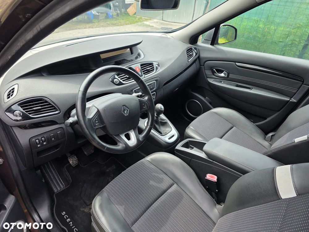 Renault Scenic TCe 130 Luxe - 5