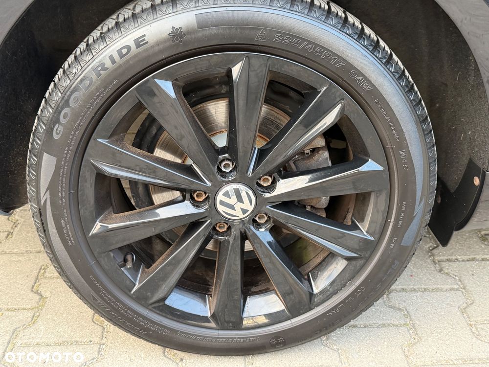 Volkswagen Passat 2.0 TDI Comfortline - 37