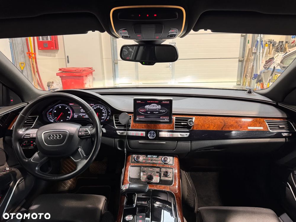 Audi A8 4.2 TDI Quattro - 12