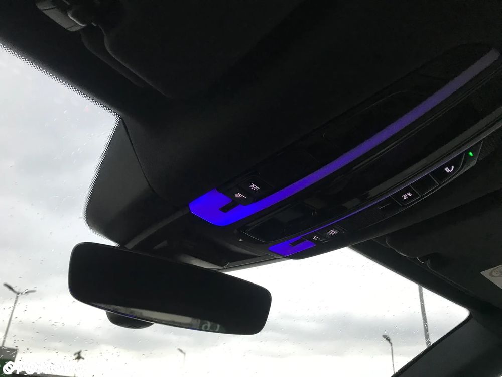 Porsche Cayenne Platinum Edition - 37